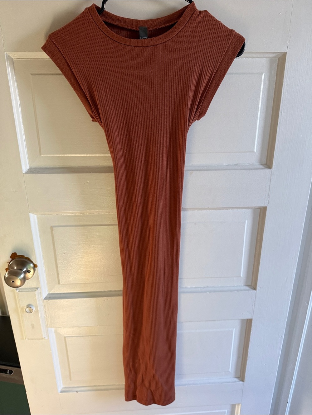 Alya Rust Ribbed Maxi Dress